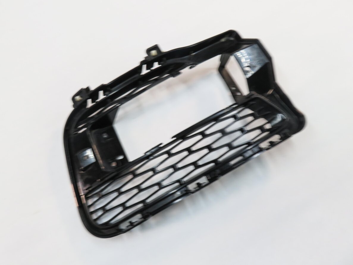 2014-2017 RANGE ROVER SPORT (L494) LEFT FRONT DRIVER FOGLIGHT GRILLE TRIM