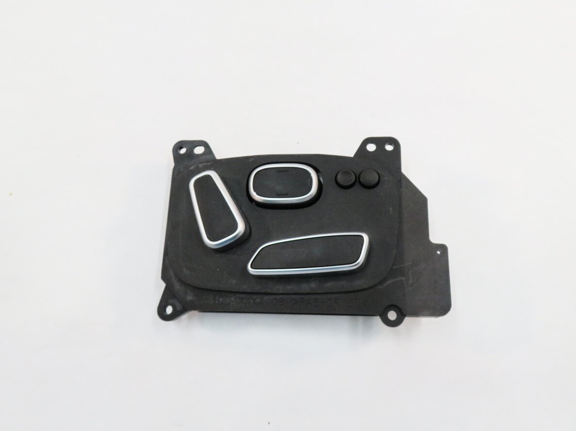 Thumbnail 2: 2014 RANGE ROVER SPORT (L494) RIGHT FRONT PASSENGER SEAT ADJUSTMENT SWITCH