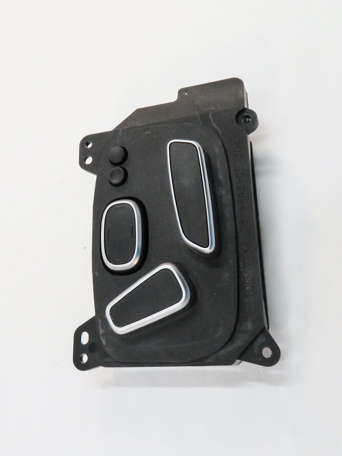 Thumbnail 3: 2014 RANGE ROVER SPORT (L494) RIGHT FRONT PASSENGER SEAT ADJUSTMENT SWITCH