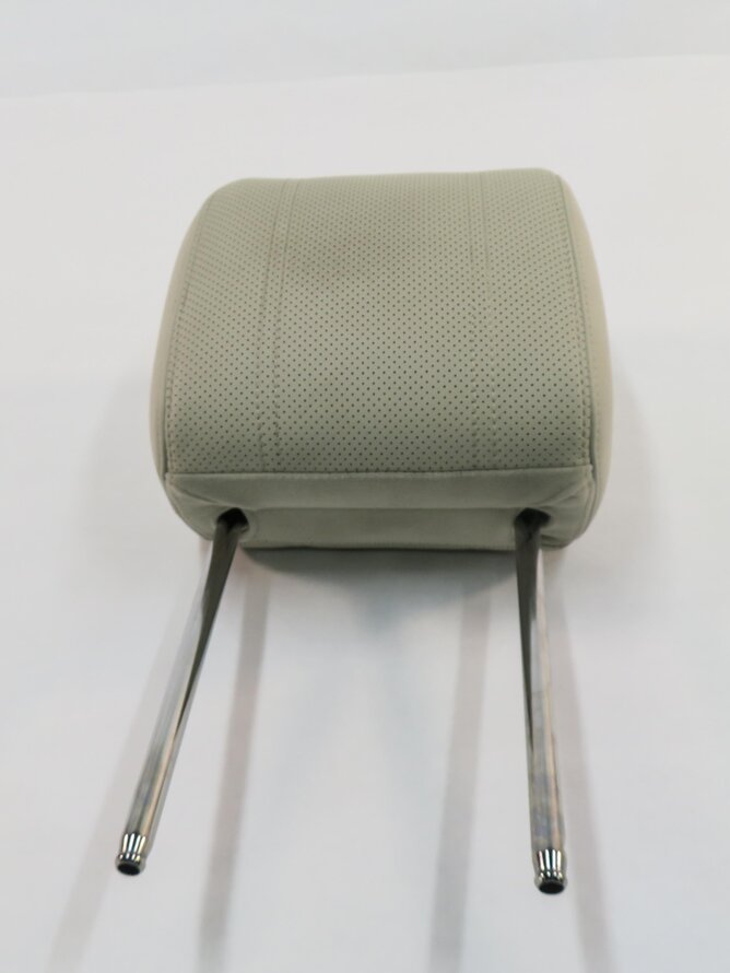 Thumbnail 2: 2014 RANGE ROVER SPORT (L494) LEFT FRONT DRIVER HEADREST (IVORY LEATHER)