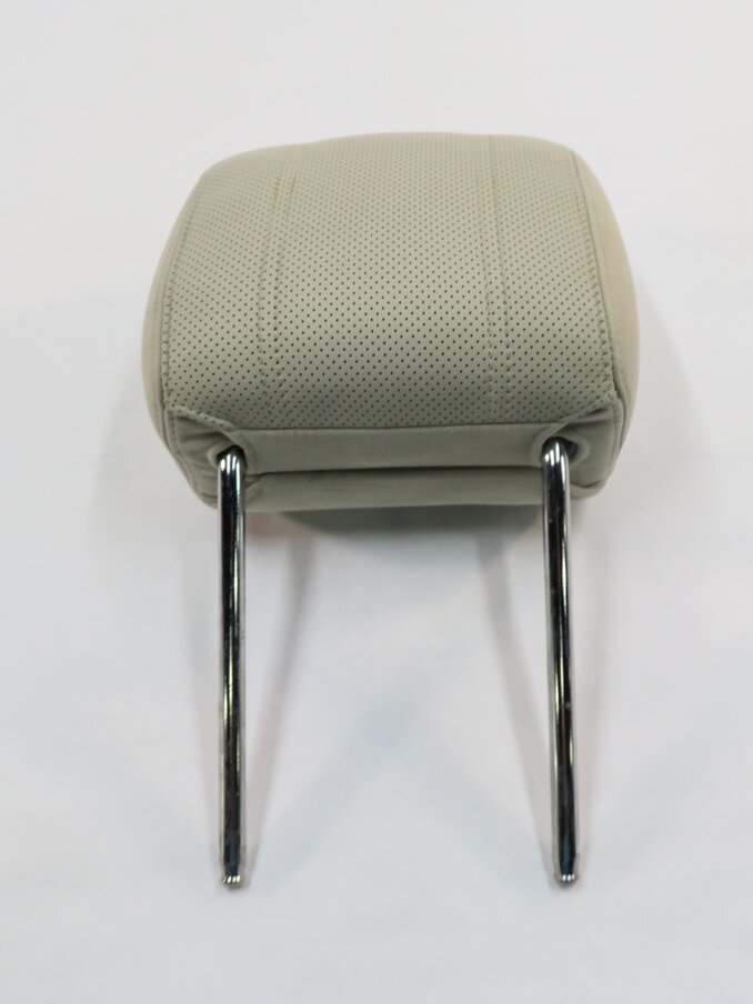 Thumbnail 7: 2014 RANGE ROVER SPORT (L494) RIGHT FRONT PASSENGER HEADREST (IVORY LEATHER)