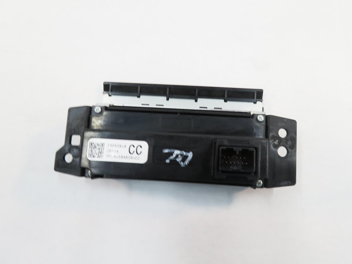 Thumbnail 2: 2014 RANGE ROVER SPORT (L494) RIGHT TOUCH SCREEN CONTROL MODULE