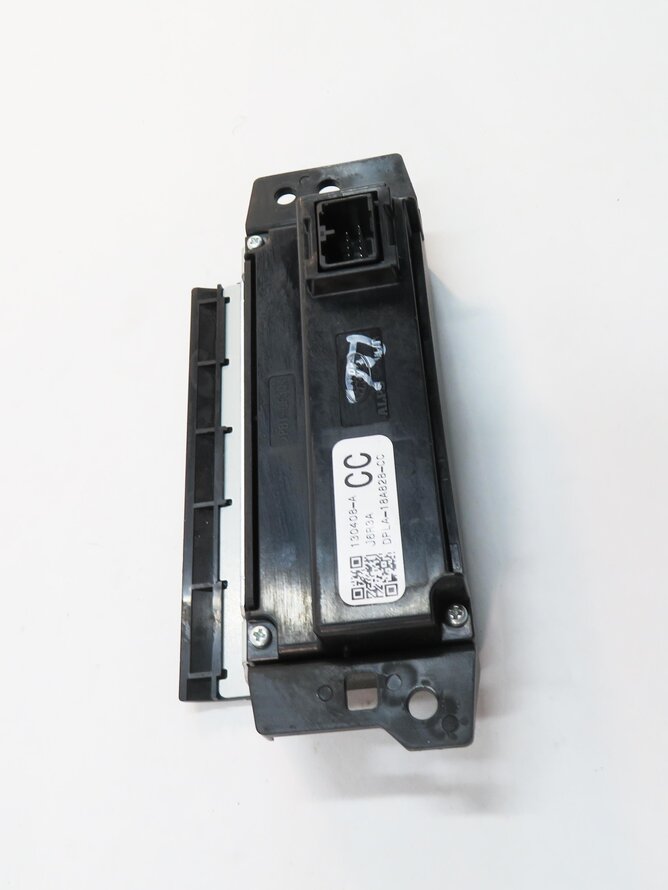 Thumbnail 3: 2014 RANGE ROVER SPORT (L494) RIGHT TOUCH SCREEN CONTROL MODULE