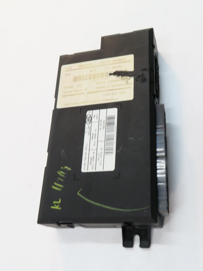 Thumbnail 3: 2014 RANGE ROVER SPORT (L494) RIGHT FRONT PASSENGER SEAT CONTROL MODULE