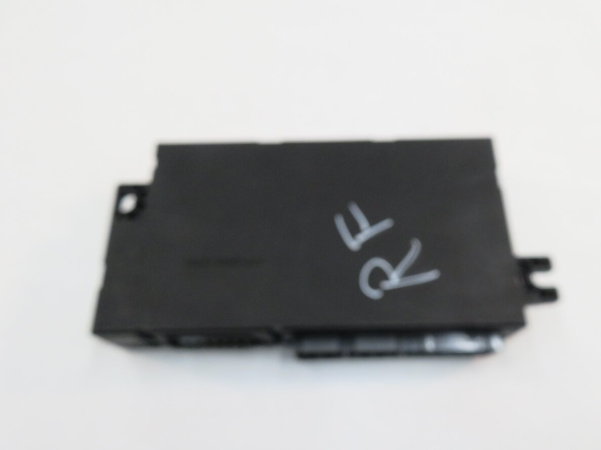 Thumbnail 5: 2014 RANGE ROVER SPORT (L494) RIGHT FRONT PASSENGER SEAT CONTROL MODULE