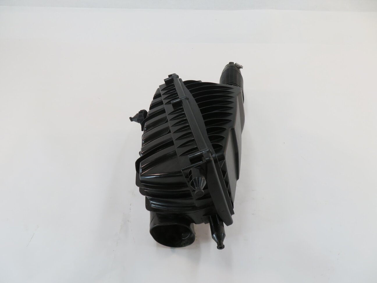 Thumbnail 5: 14-20 RANGE ROVER SPORT (L405 L494) 5.0L SUPERCHARGED RIGHT INTAKE FILTER BOX
