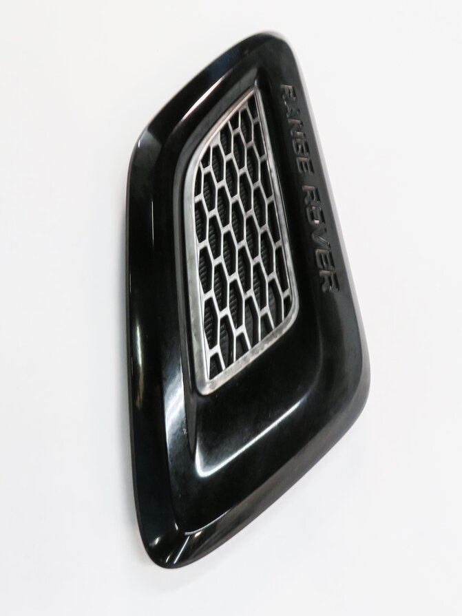 Thumbnail 3: 2014 RANGE ROVER SPORT (L494) LEFT DRIVER HOOD AIR VENT GRILLE TRIM (BLACK 860)
