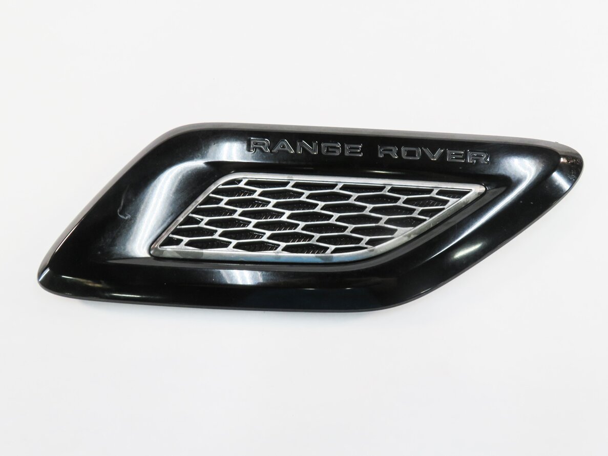 Thumbnail 2: 2014 RANGE ROVER SPORT (L494) RIGHT PASSENGER HOOD AIR VENT GRILLE TRIM (BLACK)