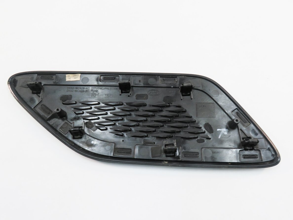Thumbnail 6: 2014 RANGE ROVER SPORT (L494) RIGHT PASSENGER HOOD AIR VENT GRILLE TRIM (BLACK)