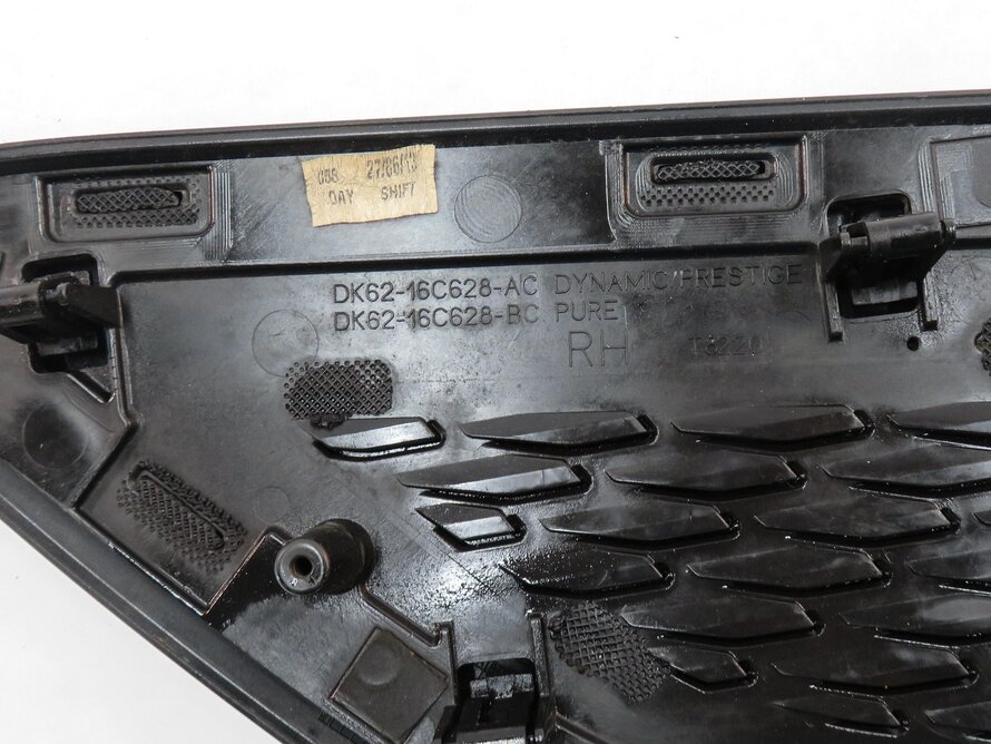 Thumbnail 7: 2014 RANGE ROVER SPORT (L494) RIGHT PASSENGER HOOD AIR VENT GRILLE TRIM (BLACK)