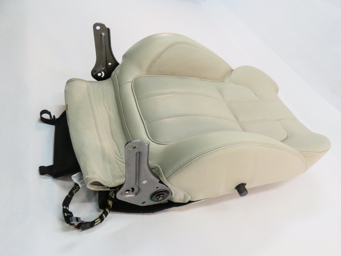 Thumbnail 2: 2014 RANGE ROVER SPORT (L494) PASSENGER - UPPER TOP HEATED SEAT CUSHION (IVORY)