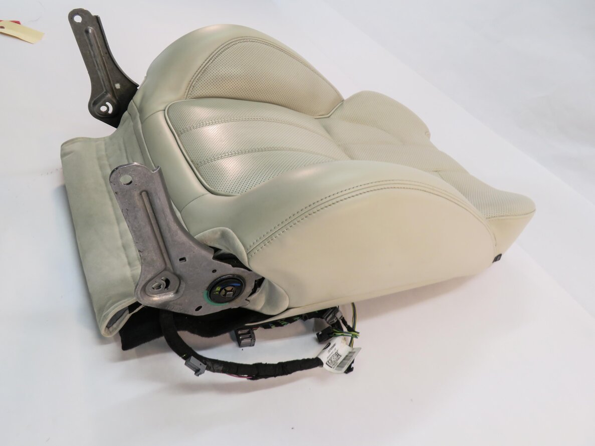 Thumbnail 4: 2014 RANGE ROVER SPORT (L494) DRIVER - UPPER TOP HEATED SEAT CUSHION (IVORY)