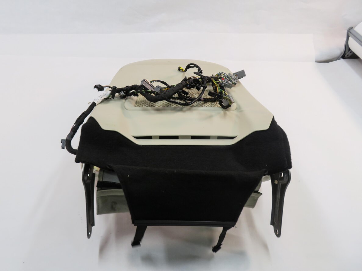 Thumbnail 6: 2014 RANGE ROVER SPORT (L494) DRIVER - UPPER TOP HEATED SEAT CUSHION (IVORY)