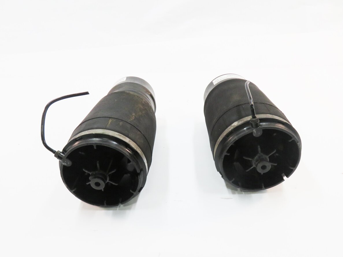 Thumbnail 6: 2014-2020 RANGE ROVER SPORT (L494) LEFT & RIGHT REAR SUSPENSION AIR SPRING SET-2