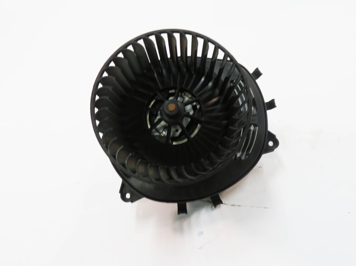 Thumbnail 2: 06-13 MERCEDES GL320 GL450 GL550 ML320 ML350 ML500 (W164 X164) REAR BLOWER MOTOR