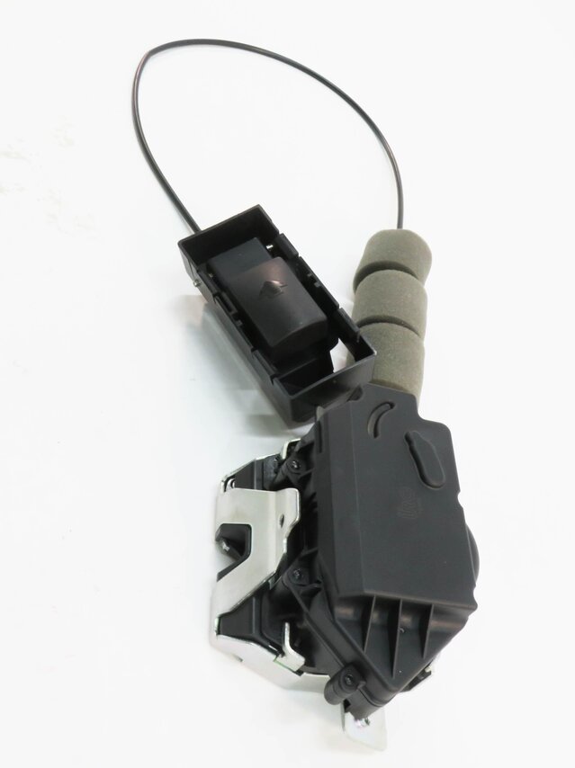 Thumbnail 3: 2009 MERCEDES GL550 (X164) REAR TRUNK LOCK LATCH ACTUATOR