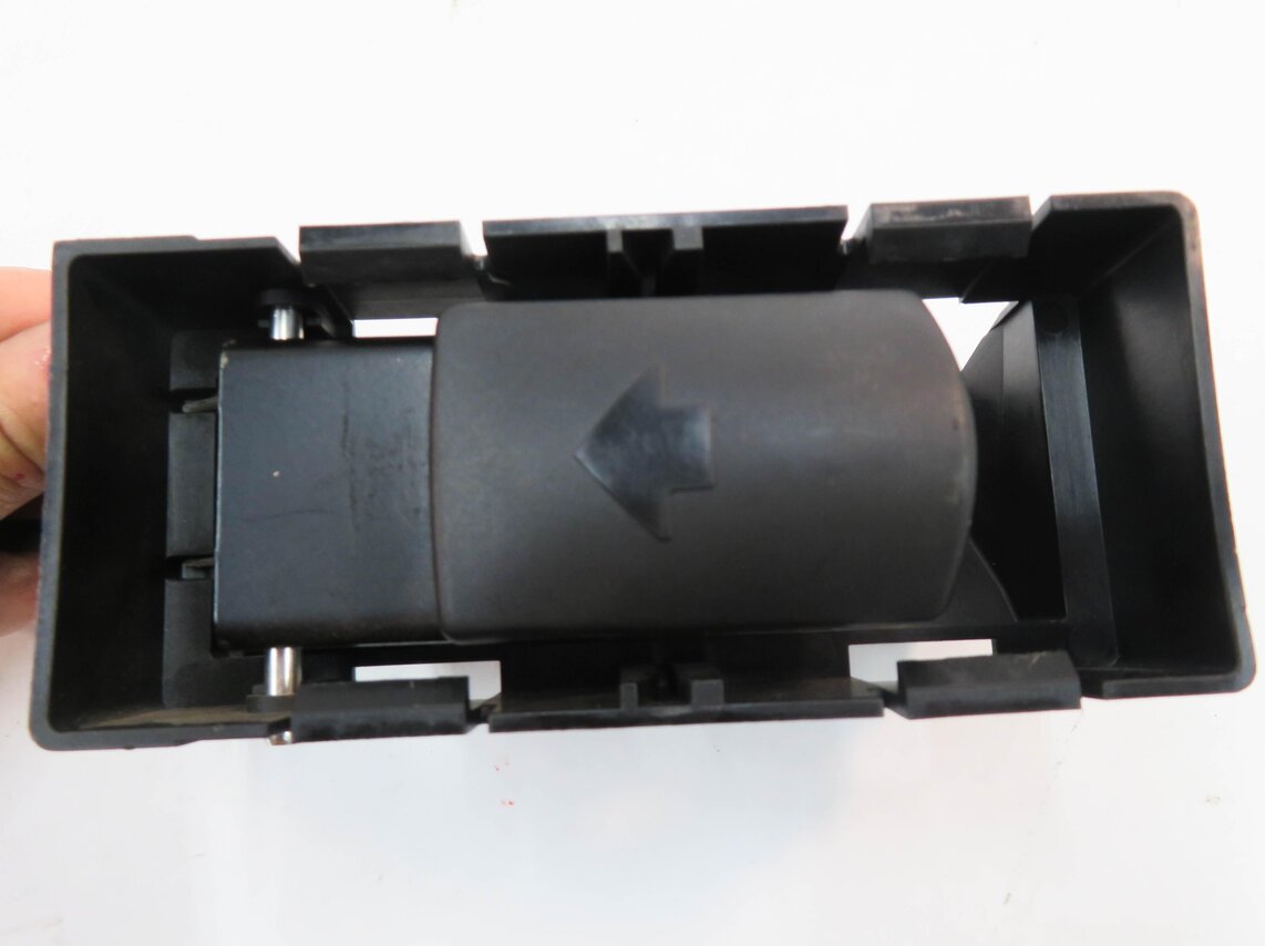 Thumbnail 8: 2009 MERCEDES GL550 (X164) REAR TRUNK LOCK LATCH ACTUATOR