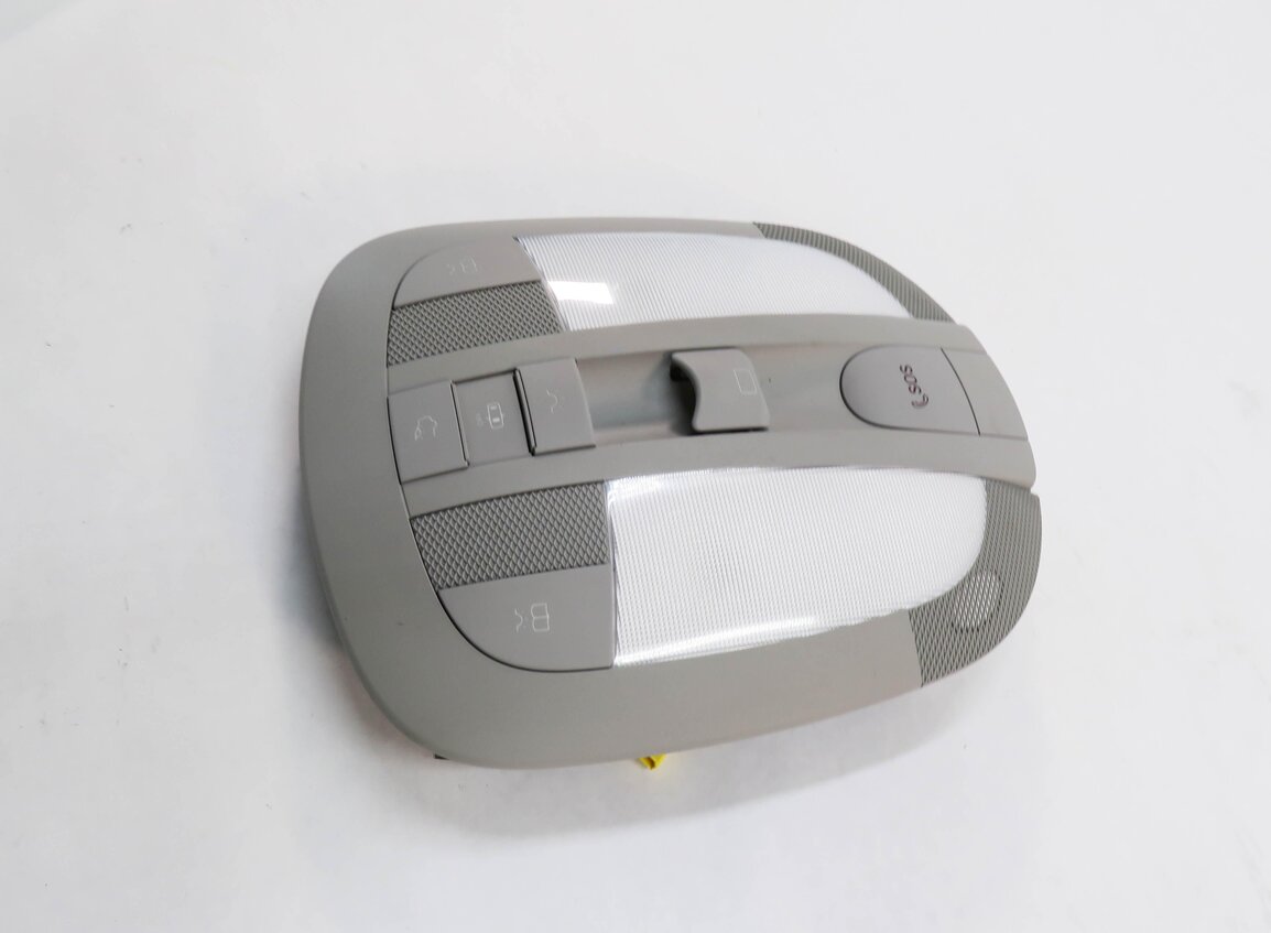 Thumbnail 5: 09 MERCEDES GL550 (X164) FRONT DOMELIGHT MAP READING COURTESY DOME LIGHT (GRAY)
