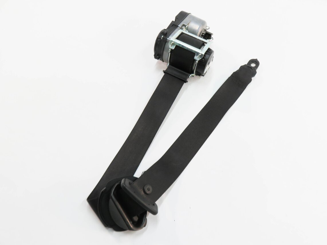 09 MERCEDES GL320 GL450 GL550 ML320 ML350 RIGHT FRONT SEATBELT RETRACTOR (BLACK)