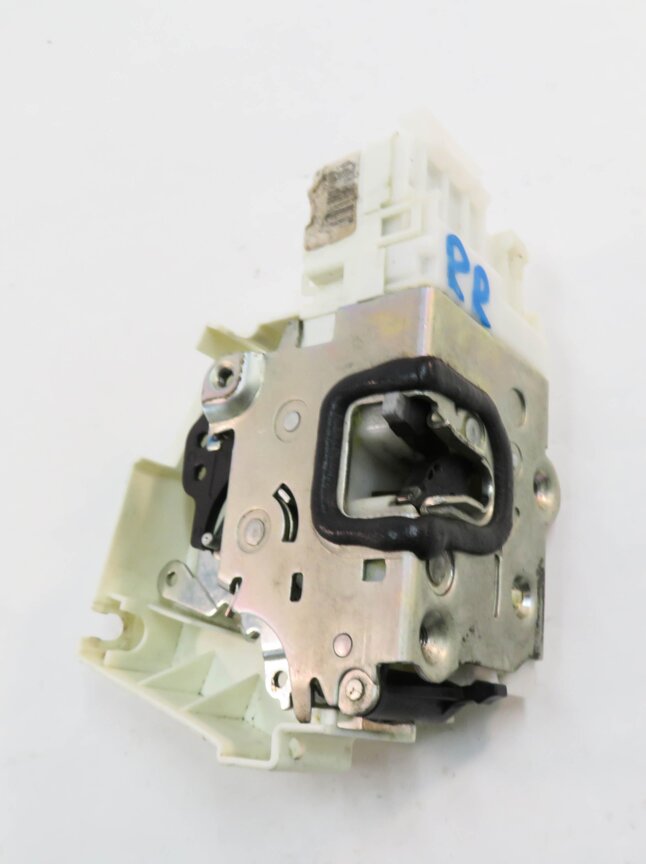 Thumbnail 6: 08-12 MB GL320 GL350 GL450 GL550 (X164) RIGHT REAR KEYLESS GO DOOR LOCK LATCH