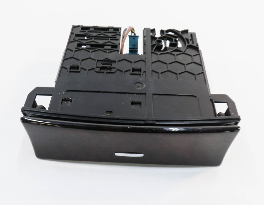 Thumbnail 4: 2009 MERCEDES GL550 (X164) FRONT ASHTRAY COMPARTMENT (BURRED VENEER WALNUT WOOD)