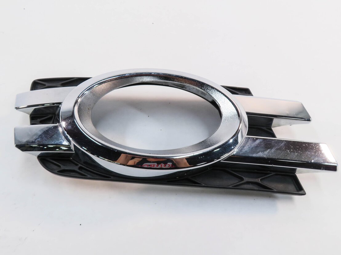 Thumbnail 5: 2009 MERCEDES GL550 (X164) RIGHT FRONT PASSENGER FOGLIGHT GRILLE TRIM