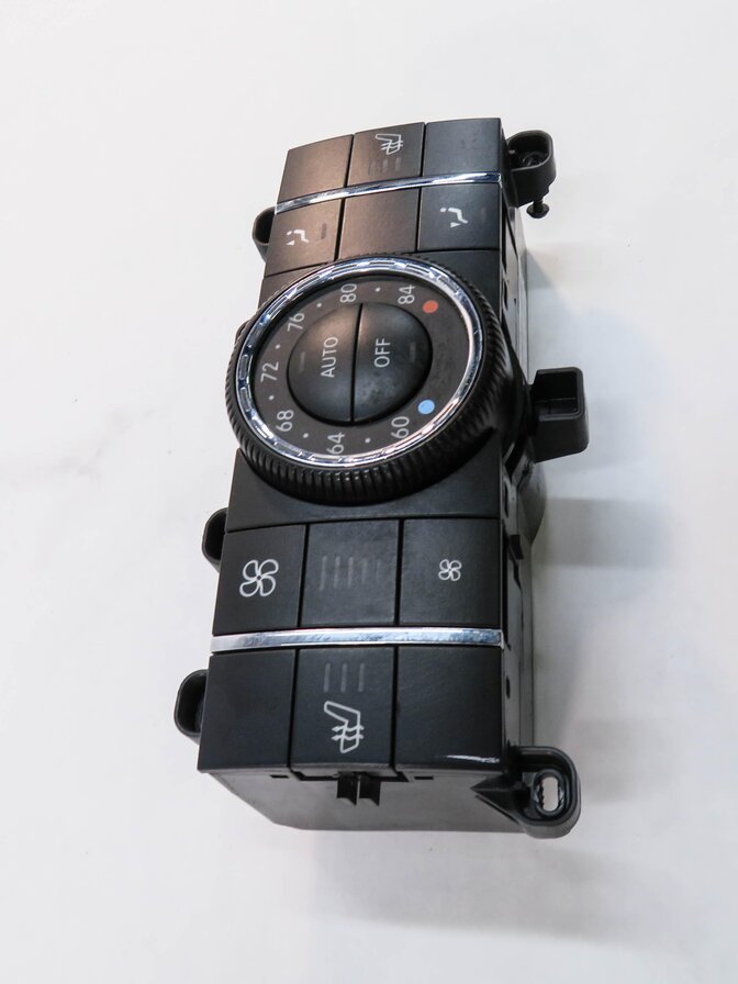 Thumbnail 3: 2006-2012 MERCEDES GL350 GL450 GL550 ML320 ML350 R350 - REAR TEMPERATURE CONTROL