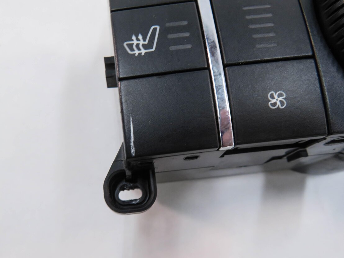 Thumbnail 8: 2006-2012 MERCEDES GL350 GL450 GL550 ML320 ML350 R350 - REAR TEMPERATURE CONTROL
