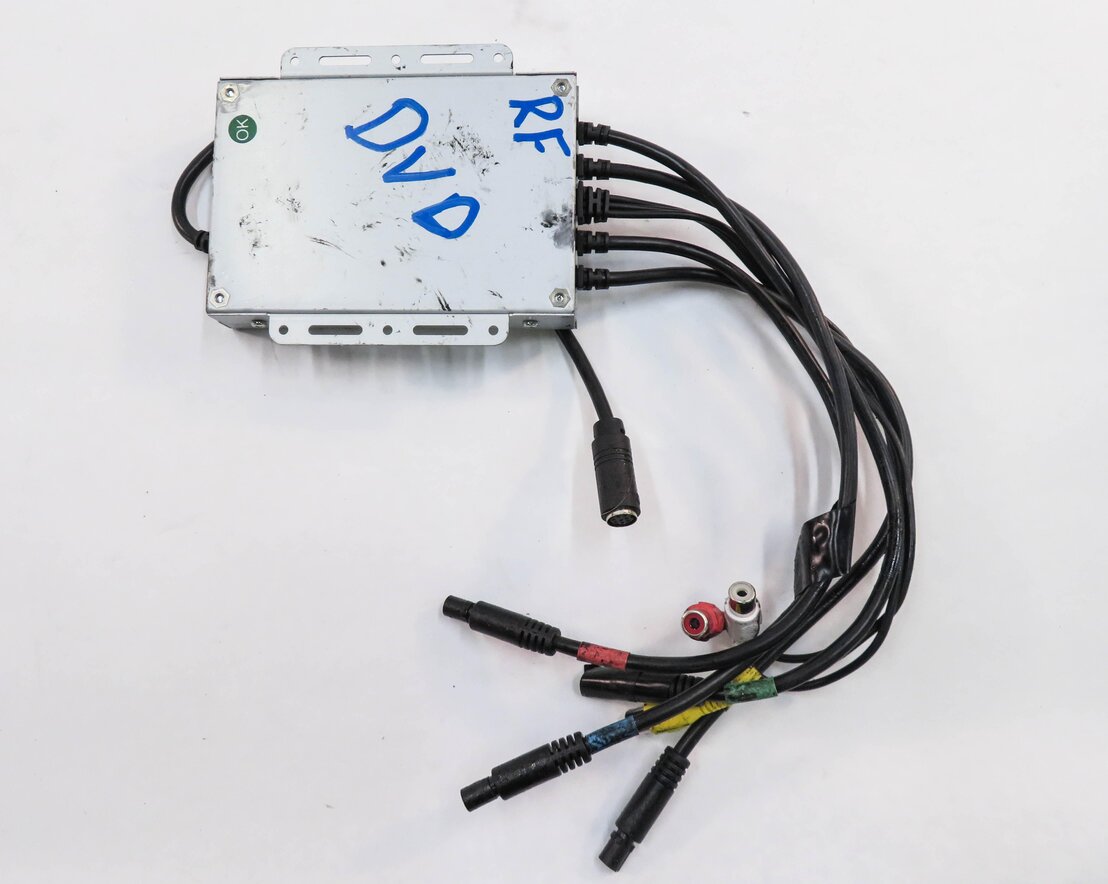 Thumbnail 6: 2009 MERCEDES GL320 GL450 GL550 GLK350 ML320 ML350 ML550 - REAR VIDEO SCREEN