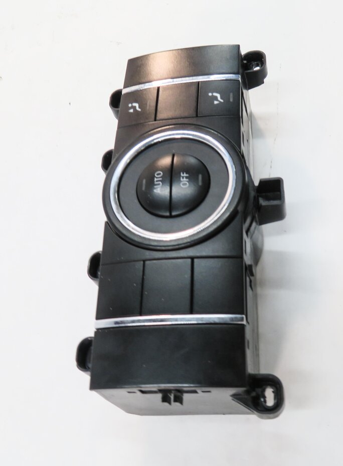 Thumbnail 3: 2006 MERCEDES ML500 (W164) REAR HEATER A/C CLIMATE TEMPERATURE CONTROL PANEL
