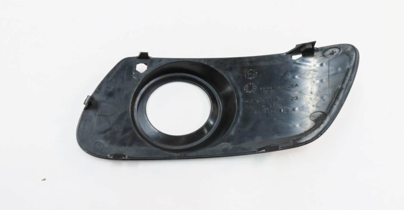 Thumbnail 6: 2006 MERCEDES ML500 (W164) RIGHT FRONT PASSENGER LOWER FOGLIGHT TRIM GRILLE