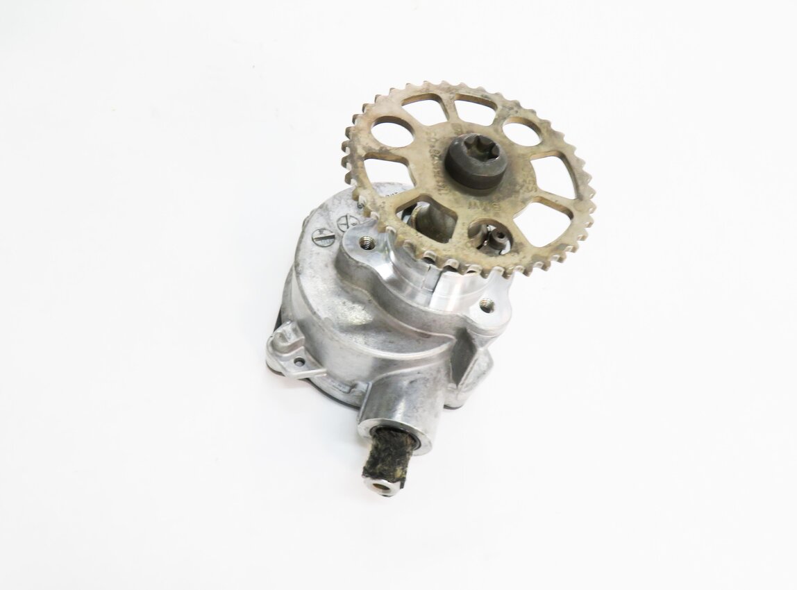 Thumbnail 4: 2006-2008 BMW Z4 325i 330i 525i 530i (E85 E60 E90) 3.0L ENGINE BRAKE VACUUM PUMP
