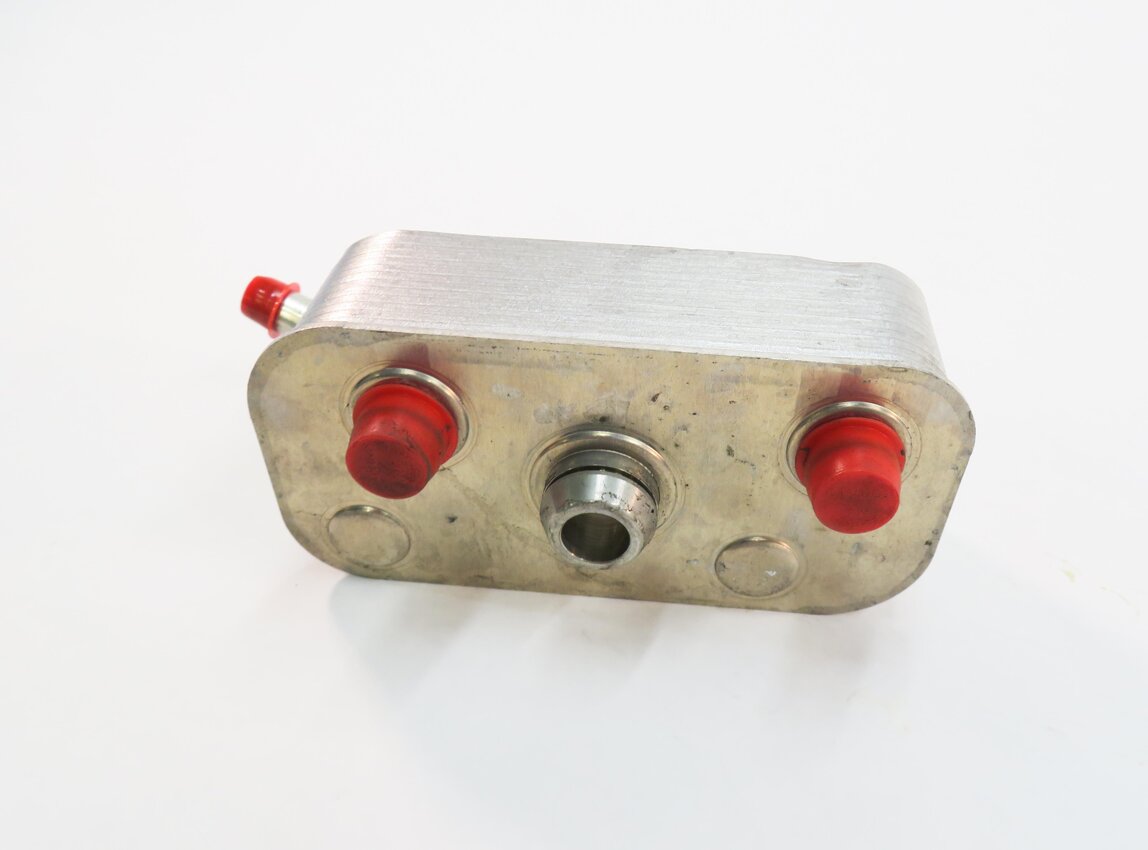 Thumbnail 2: 2006-2008 BMW Z4 (E85) 3.0L ENGINE OIL COOLER