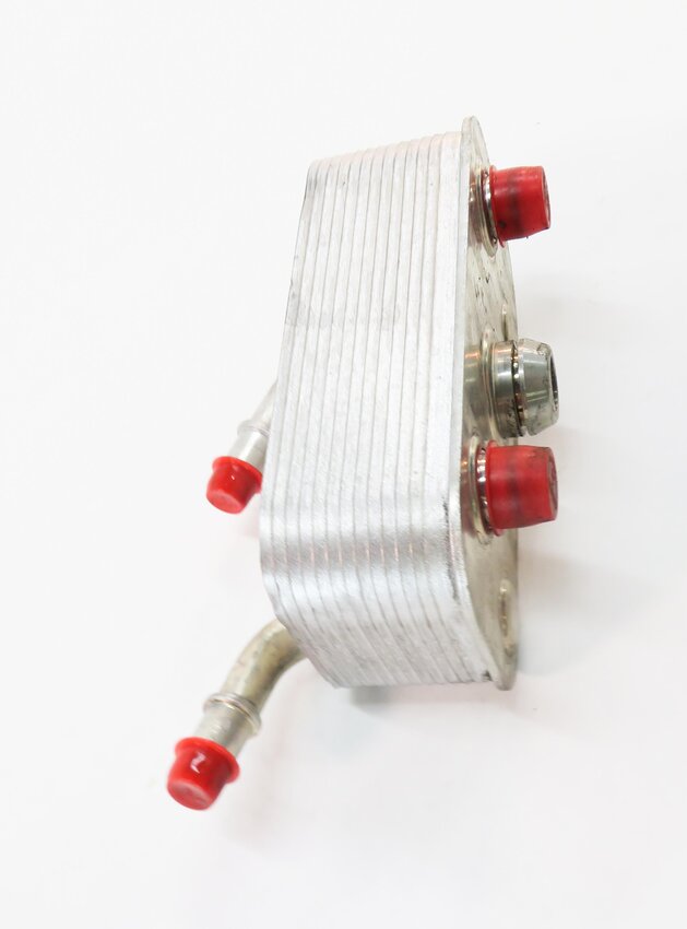 Thumbnail 3: 2006-2008 BMW Z4 (E85) 3.0L ENGINE OIL COOLER