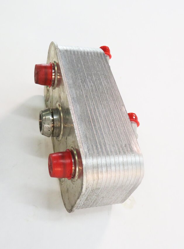 Thumbnail 4: 2006-2008 BMW Z4 (E85) 3.0L ENGINE OIL COOLER