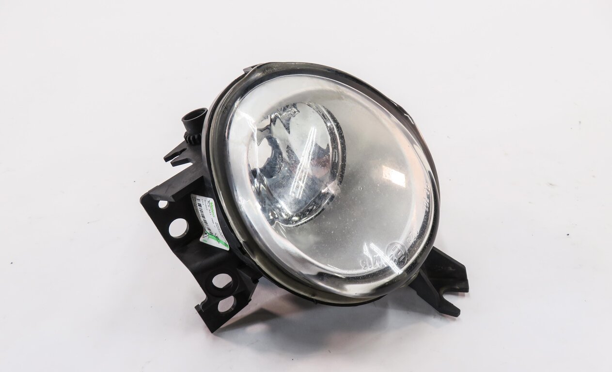 Thumbnail 2: 2008-2010 PORSCHE CAYENNE (957) RIGHT FRONT PASSENGER FOGLIGHT LIGHT LAMP