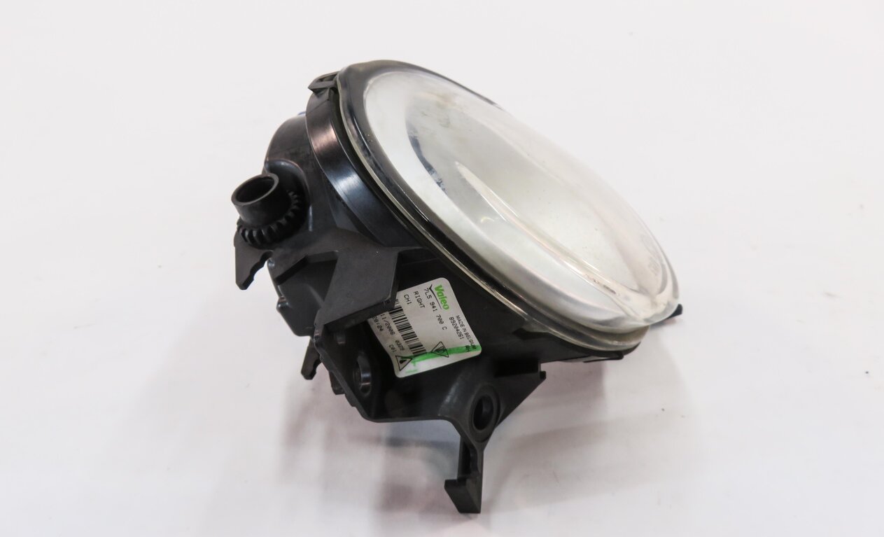 Thumbnail 3: 2008-2010 PORSCHE CAYENNE (957) RIGHT FRONT PASSENGER FOGLIGHT LIGHT LAMP