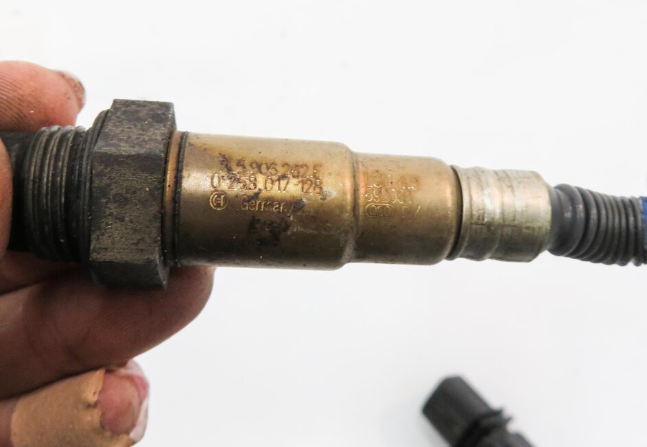 Thumbnail 8: 2008 PORSCHE CAYENNE (957) 4.8L TURBO ENGINE - PRE / POST O2 OXYGEN SENSOR SET