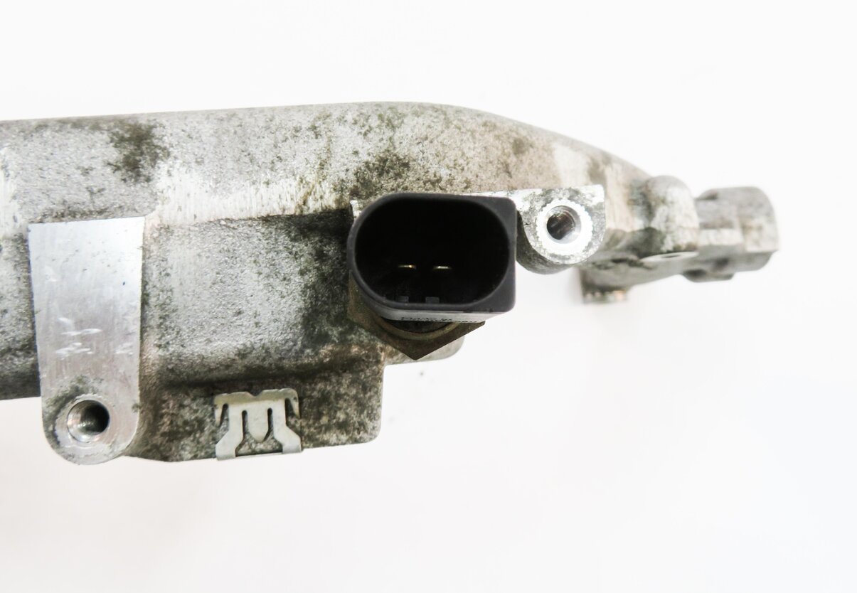 Thumbnail 7: 2008 PORSCHE CAYENNE (957) 4.8L M48 V8 TURBO ENGINE - COOLANT TRANSFER CROSSPIPE