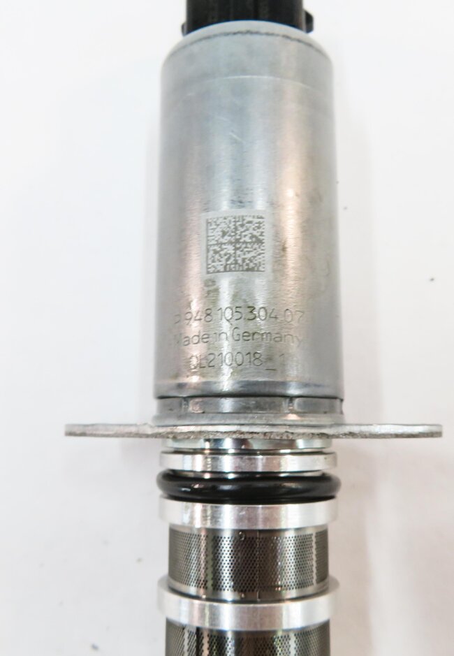 Thumbnail 7: 2008 PORSCHE CAYENNE (957) 4.8L M48 V8 TURBO ENGINE - CAMSHAFT TIMING SOLENOID