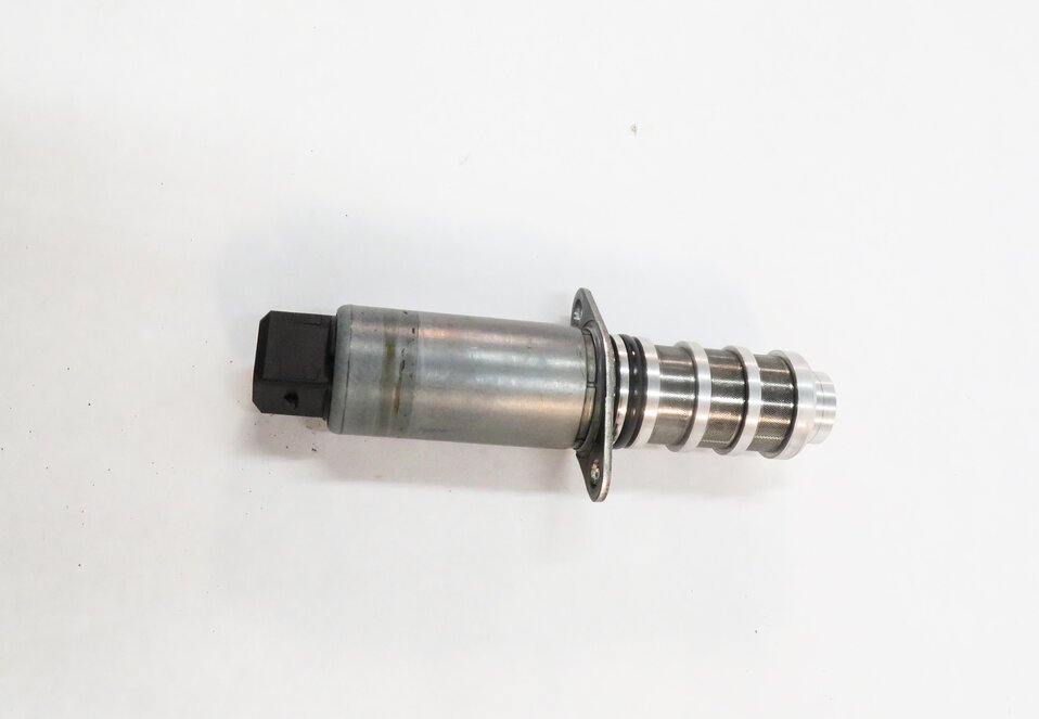 Thumbnail 4: 2008 PORSCHE CAYENNE (957) 4.8L M48 V8 TURBO ENGINE - CAMSHAFT TIMING SOLENOID