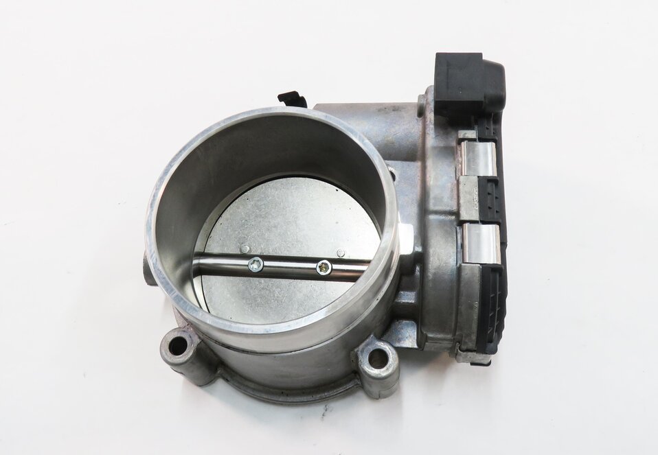 Thumbnail 5: 2008-2010 PORSCHE CAYENNE (957) 4.8L TWIN TURBO ENGINE - THROTTLE BODY