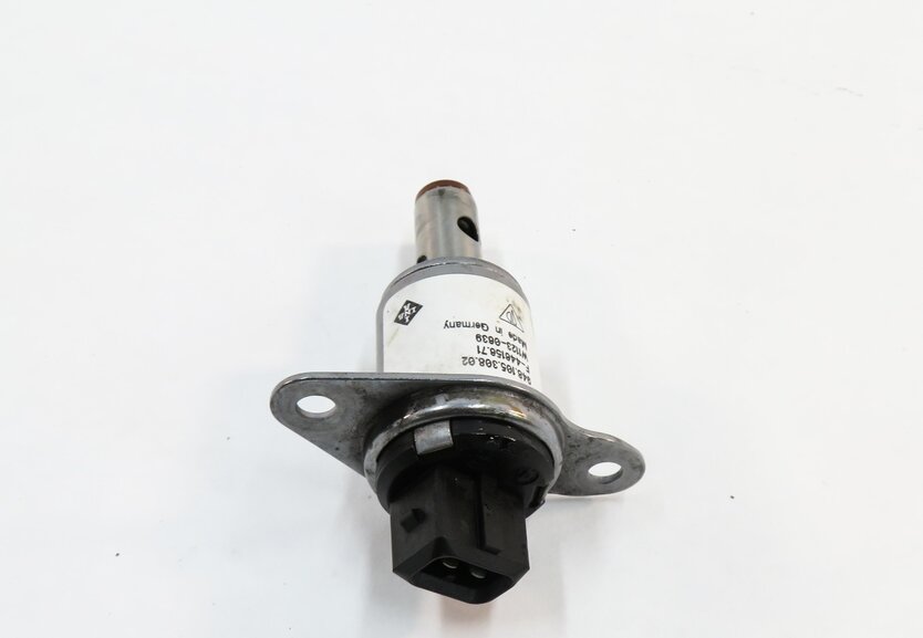 Thumbnail 2: 2008 PORSCHE CAYENNE (957) 4.8L M48 V8 TURBO ENGINE - CAMSHAFT ADJUSTER SOLENOID