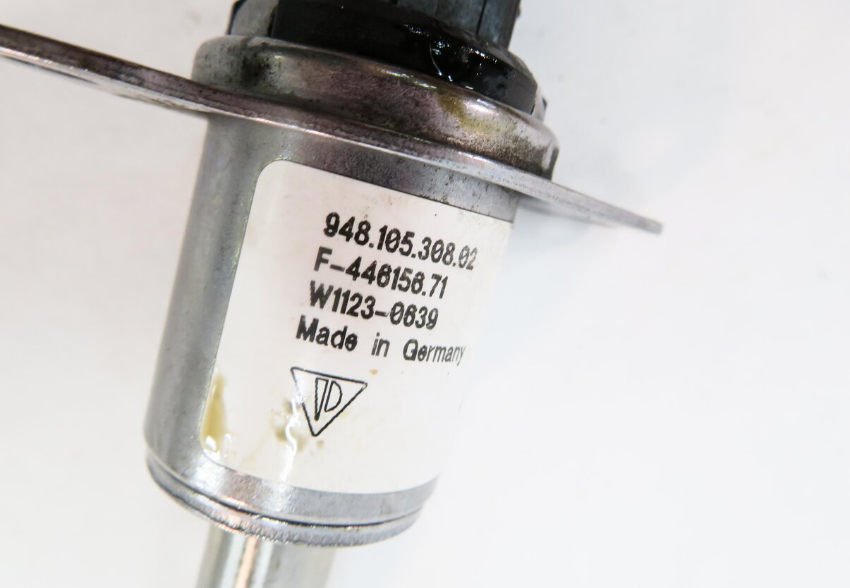 Thumbnail 7: 2008 PORSCHE CAYENNE (957) 4.8L M48 V8 TURBO ENGINE - CAMSHAFT ADJUSTER SOLENOID