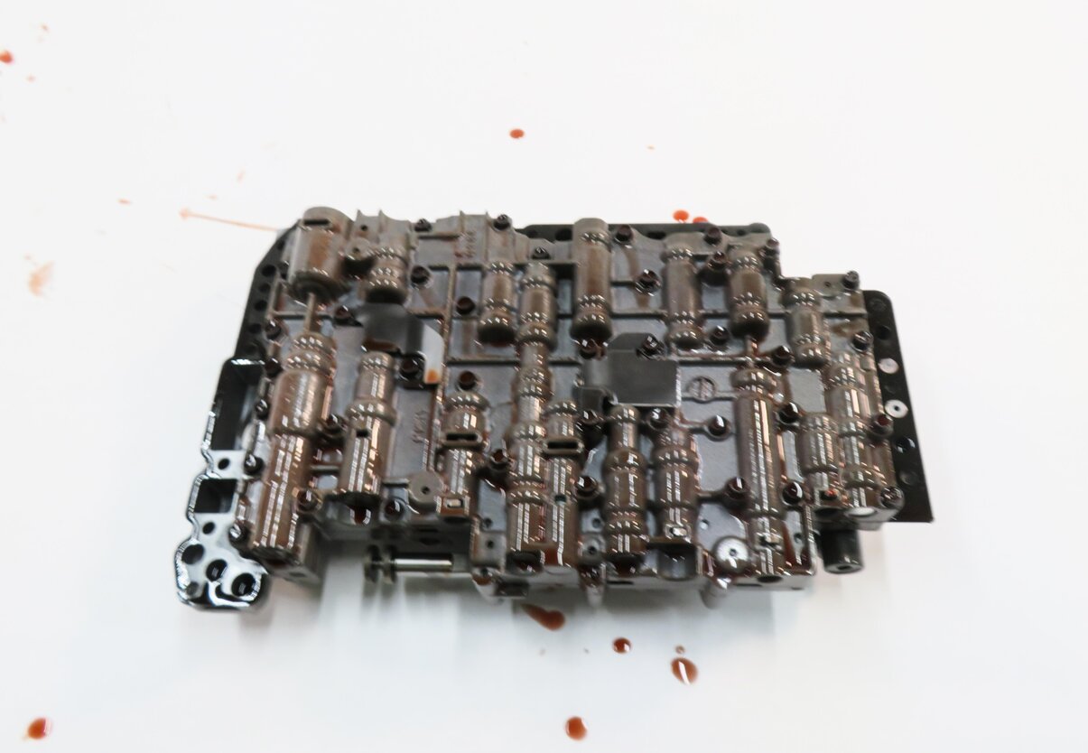 Thumbnail 3: 2008-2010 PORSCHE CAYENNE (957) 4.8L TURBO - AUTOMATIC TRANSMISSION VALVE BODY