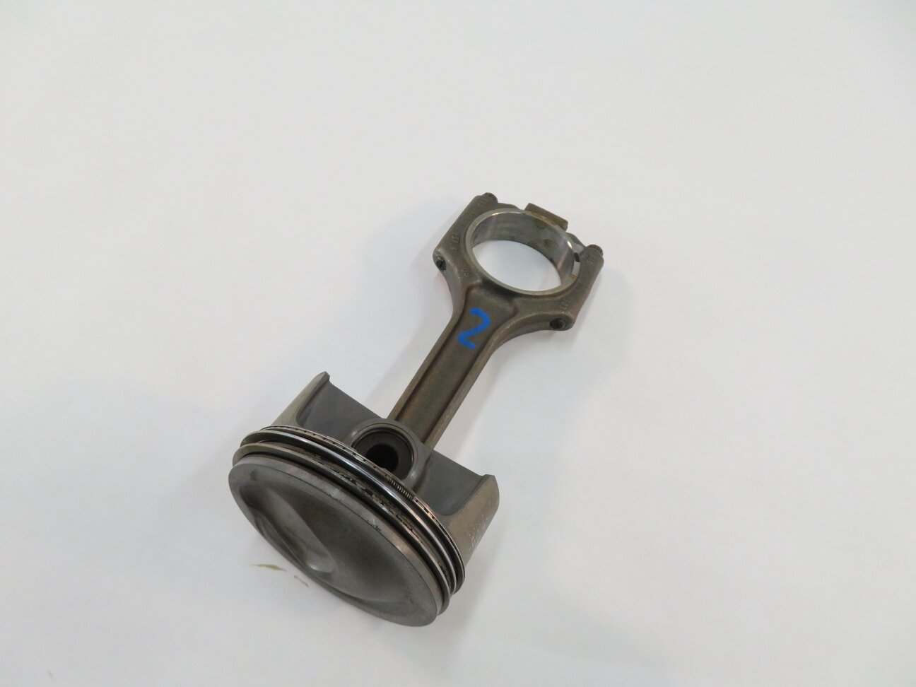 2008-2012 PORSCHE CAYENNE PANAMERA (957 958 970 G1) 4.8L TURBO - RIGHT PISTON