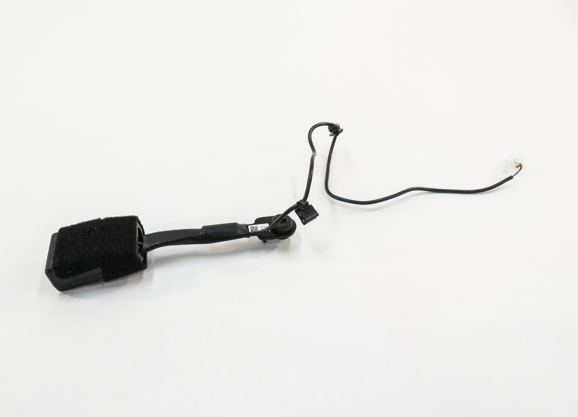 Thumbnail 4: 2014-2018 MINI COOPER / BMW X1 (F48) FRONT SEATBELT BUCKLE RECIEVER (FITS L & R)