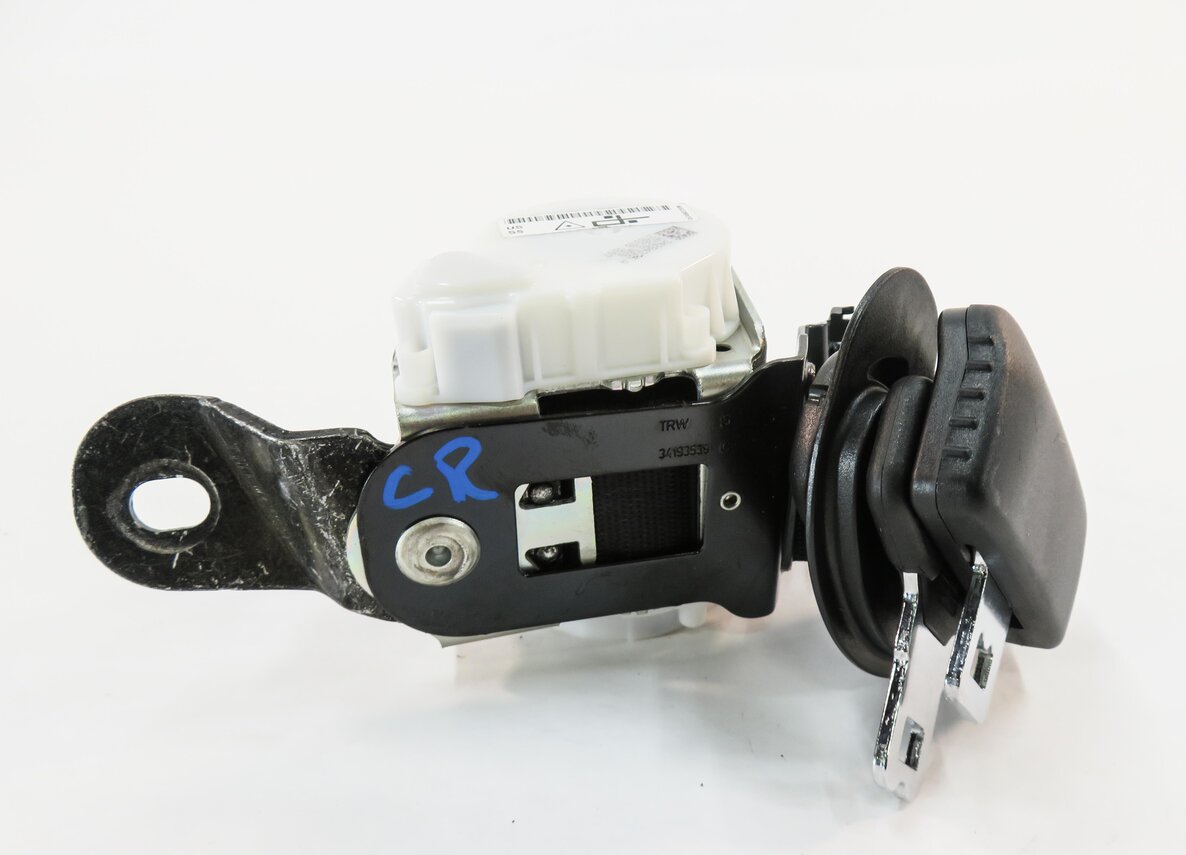 Thumbnail 5: 2018 BMW X1 (F48) REAR CENTER SEAT SEATBLET RETRACTOR (BLACK)