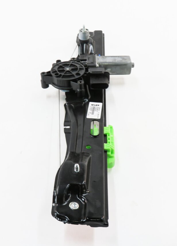 Thumbnail 4: 2016-2021 BMW X1 (F48) RIGHT REAR DOOR WINDOW REGULATOR w/ MOTOR