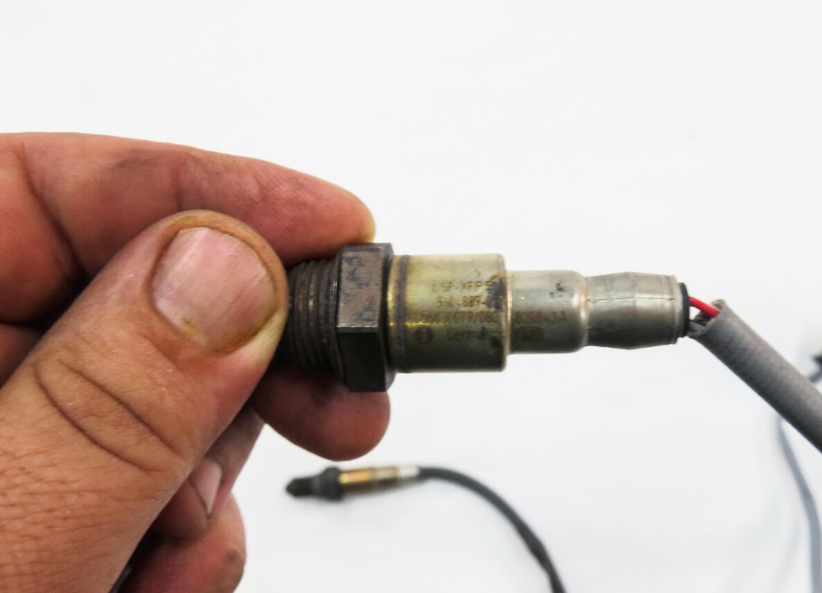 Thumbnail 5: 2018 BMW X1 (F48) 2.0L B46 TURBO ENGINE - PRE / POST CAT O2 OXYGEN SENSOR SET-2